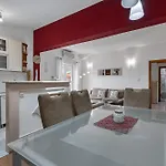 Rosalia * Μακάρσκα