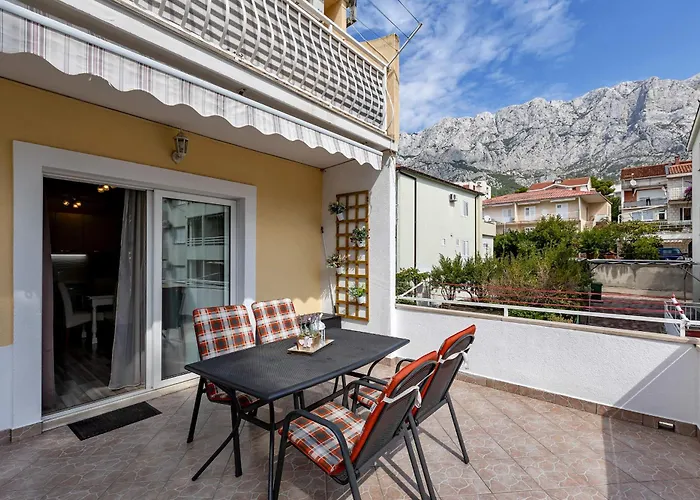 Rosalia Apartamento Makarska
