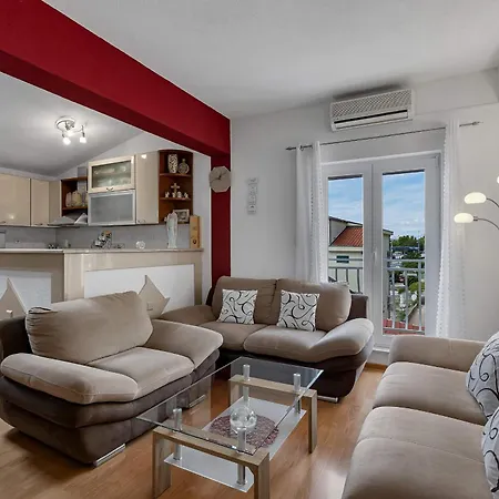 Apartment Rosalia Makarska