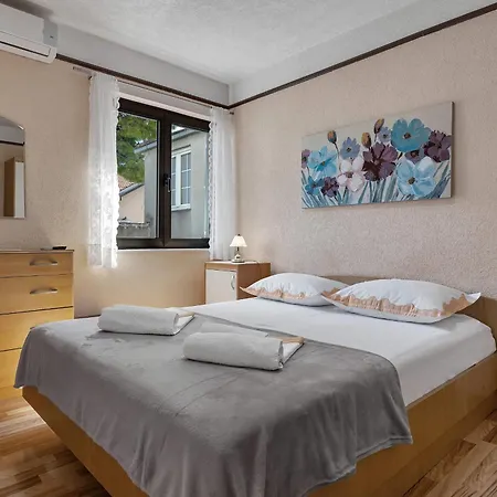 Rosalia Apartman