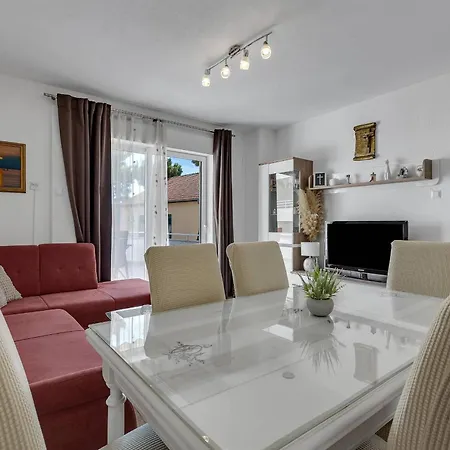 Rosalia Apartman Makarska