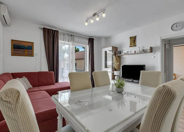 Rosalia Appartement Makarska